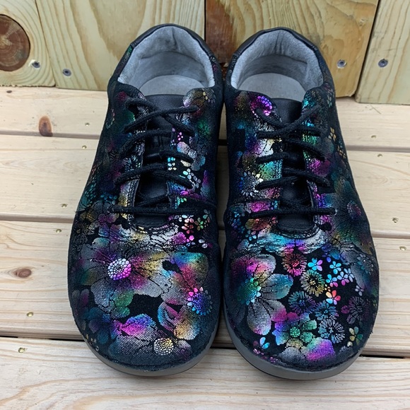 Women’s Alegria Size 39 (US 8.5-9) Metallic Floral Leather Sneaker - Picture 3 of 8